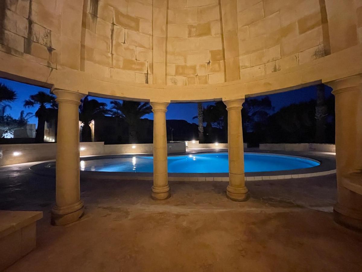 Detached Lodge With Private Pool Surrounded By Nature Għasri Extérieur photo